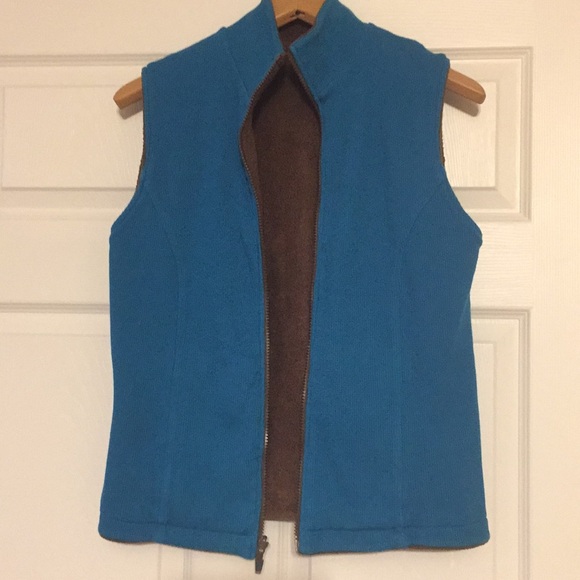 Reversible, RuffHewn vest. - Picture 4 of 4